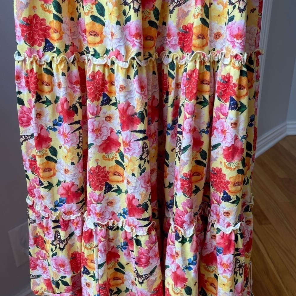 Laree & Co Hartley Ruffle Smocked Tiered Dress size M New with tags New - Picture 9 of 12